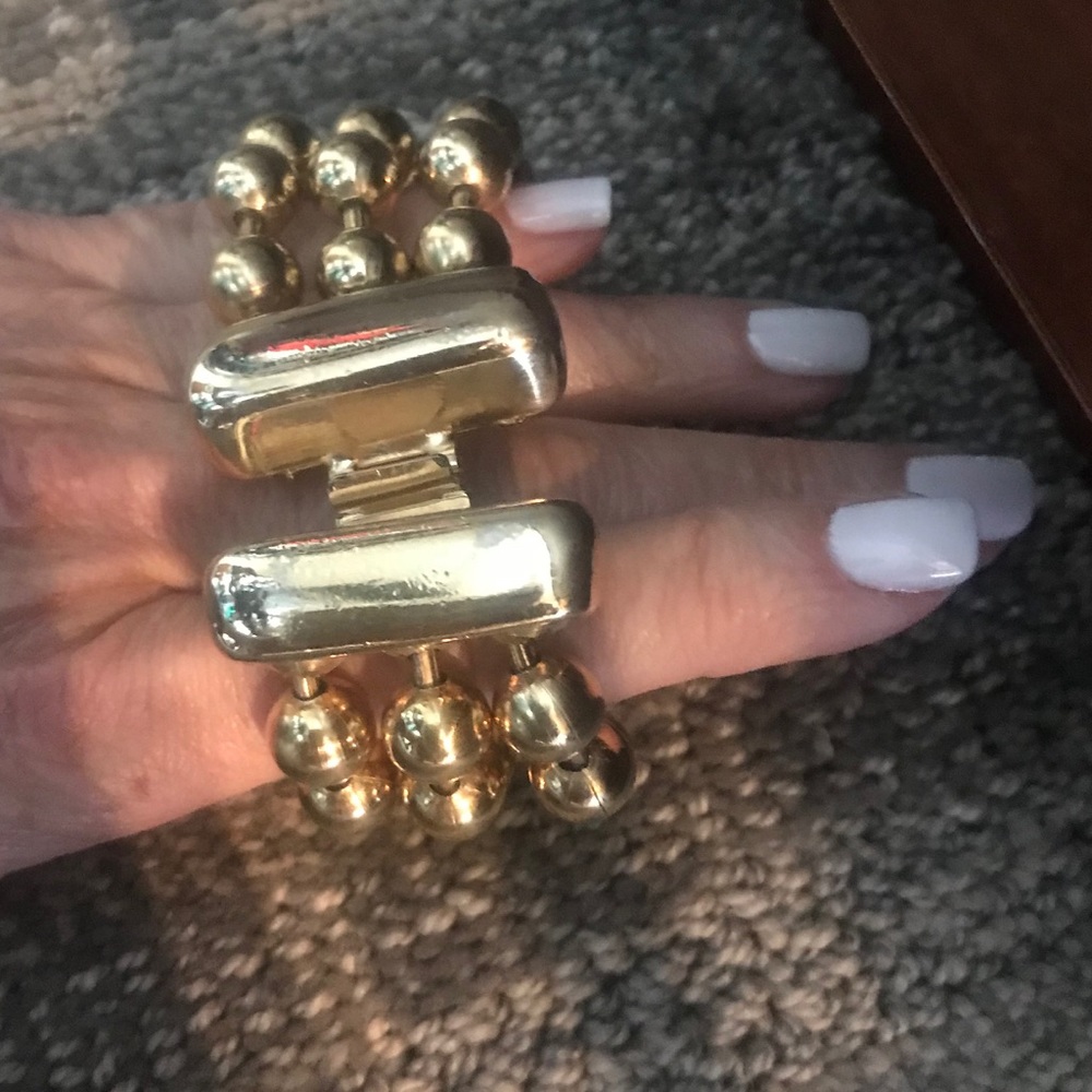 Thick gold bracelet/3 rows of gold metal spheres